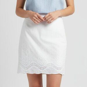 White Mini Skirt with Floral Detail | Women’s Size XS